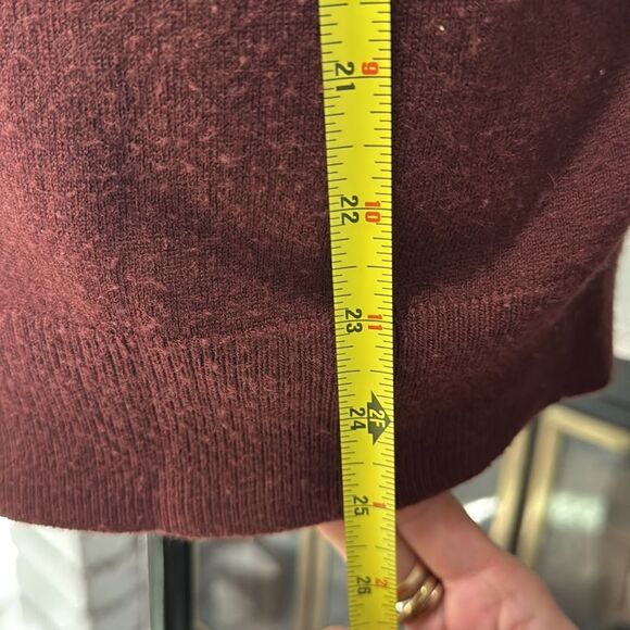 Tricots st Raphael Men's V-Neck Sweater Burgundy Medium Pullover - Picture 6 of 6